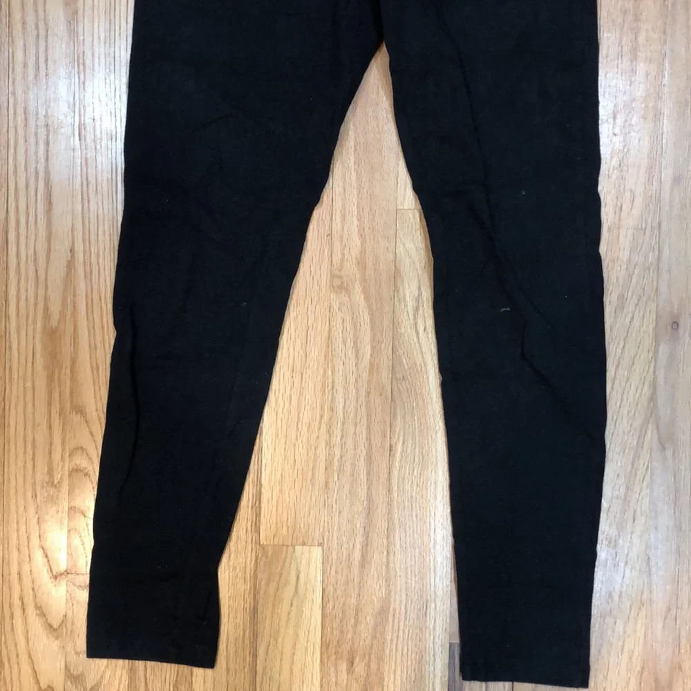 Black hue leggings worn once - Picture 3 of 6